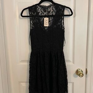 Forever 21 Black V-neck Sheath Mini Dress